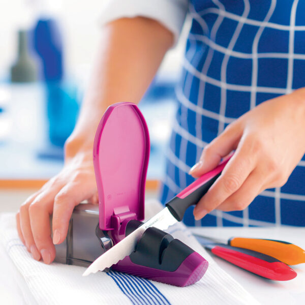 TAC3277.jpg Universal Knife Sharpener