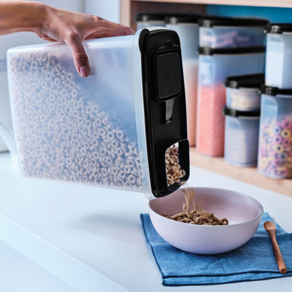 cereal-storer-jetblack-2007-0277.jpg Super Cereal Storer