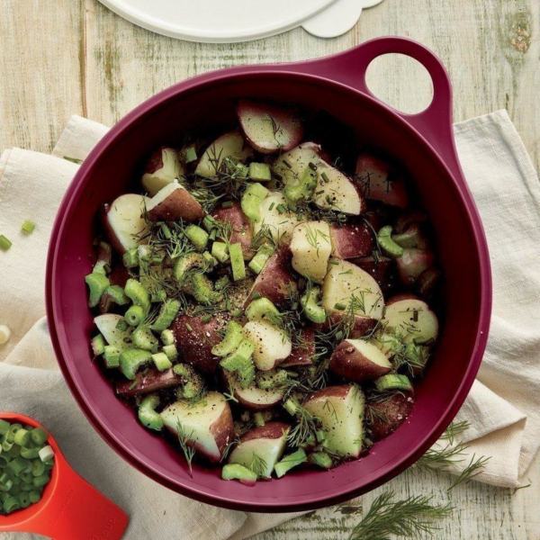 x_1010ebaf-091a-42b3-9e6c-174665bfdaff.png Tupperware Thatsa® Medium Bowl |Airtight, Leakproof, 19-cups/4.5 L